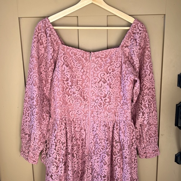 Jessakae Allover Lace Mauve Laurel Midi Dress. Size S. Long sleeve. Like New - Picture 11 of 13